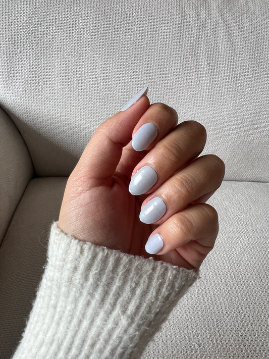 Kit de pegatinas para uñas de gel semicuradas en azul pastel nublado