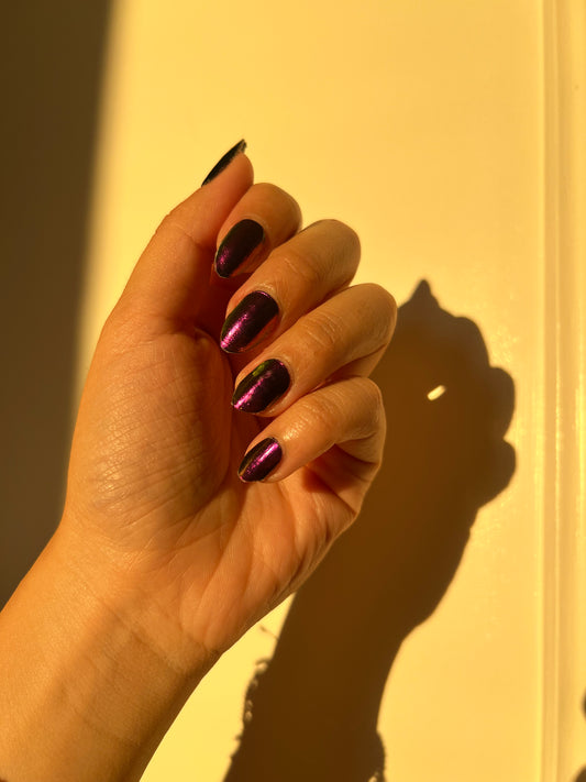 Kit de pegatinas para uñas de gel semicurado "Cameleón morado eléctrico"