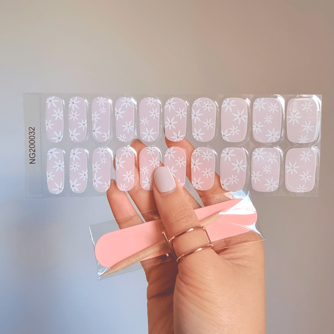 Gellae Pretty Pink Daisies DIY Semicured Gel Nail Sticker Wrap Kit