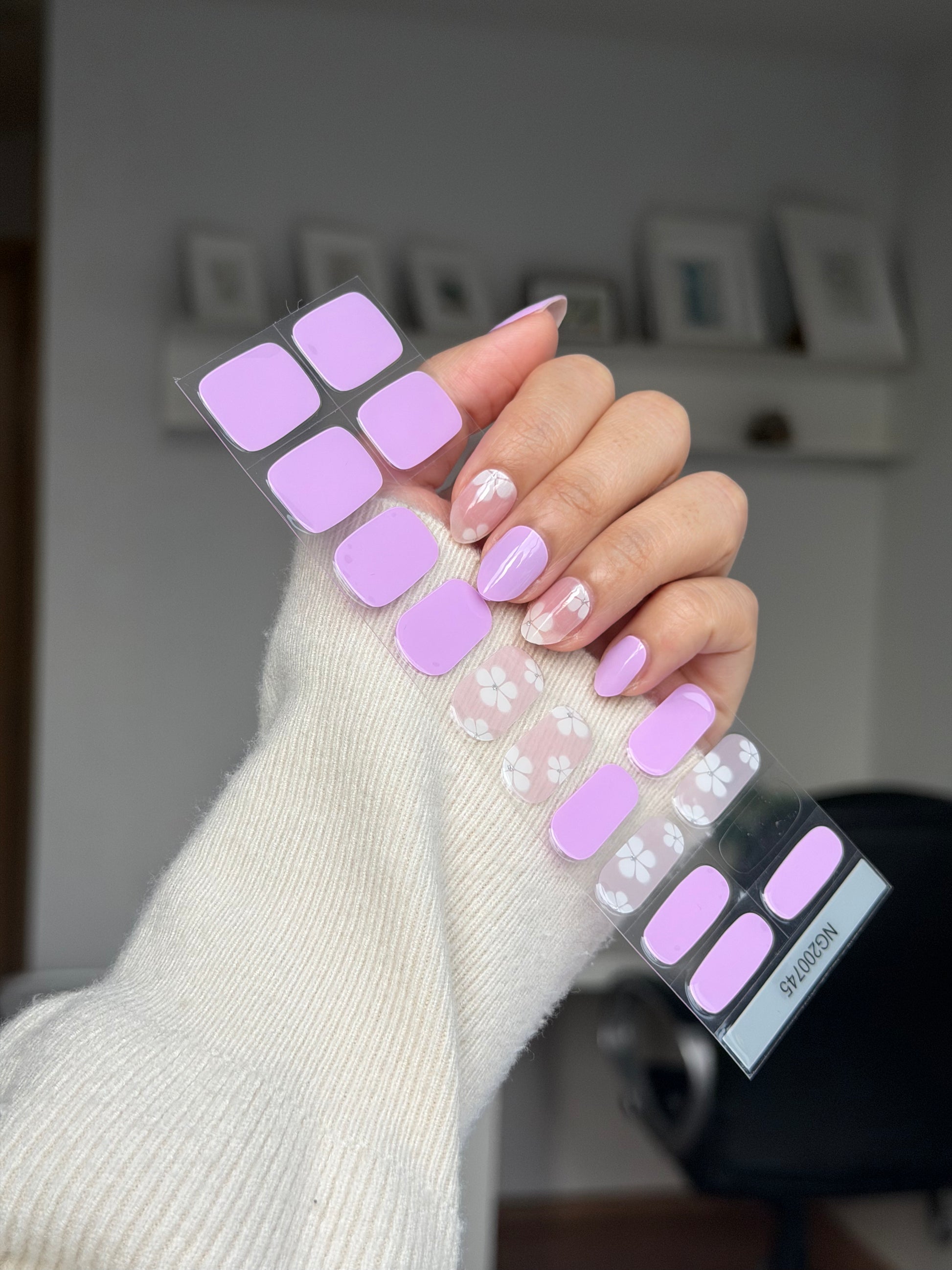 NEW Lush Lavender DIY Semicured Gel Nail Sticker Kit