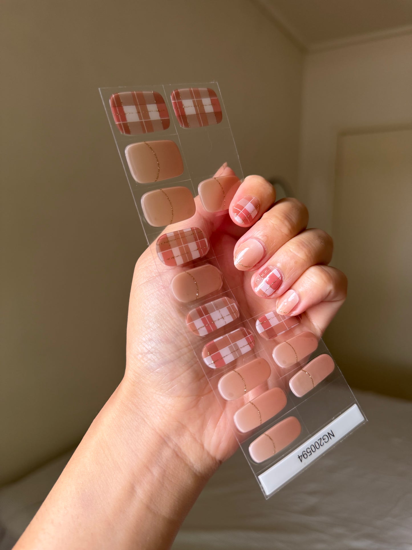 NEW Maple Plaid DIY Semicured Gel Nail Sticker Kit